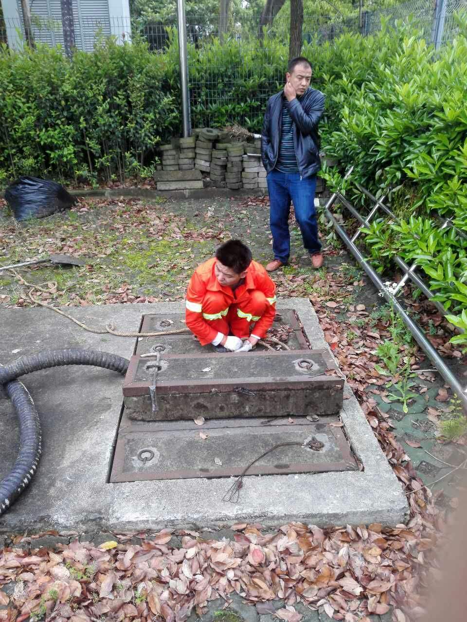 定城镇吸污抽粪